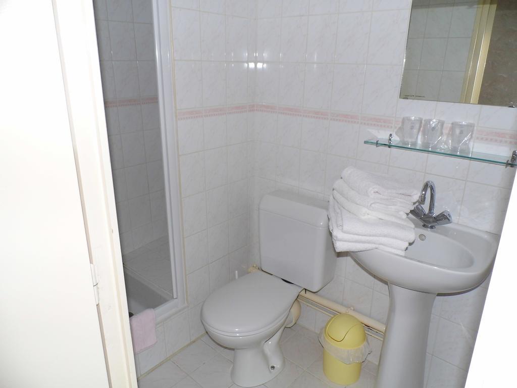 A L'Orée du Bois Bellerive-sur-Allier Habitación foto